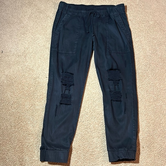 Cloth and Stone Joggers - Picture 1 of 7